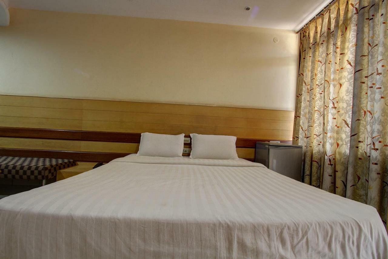 بادامي Hotel Rajsangam International المظهر الخارجي الصورة